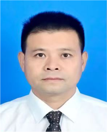 文化课老师黄守飞